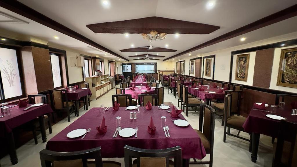 Hotel Sriyash Regency Bhagalpur Exterior photo